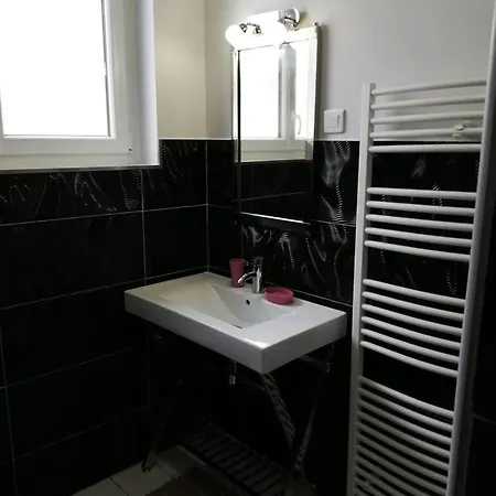 Apartament La Marina 2 *