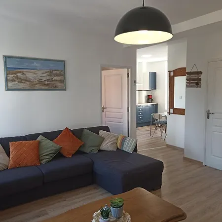 La Marina 2